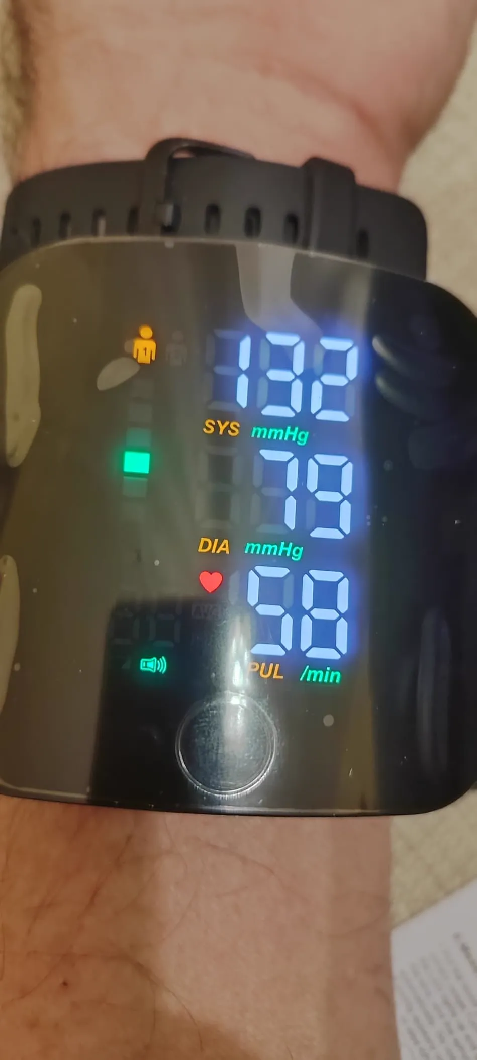 Recensione SmartCare display LCD con valori pressione